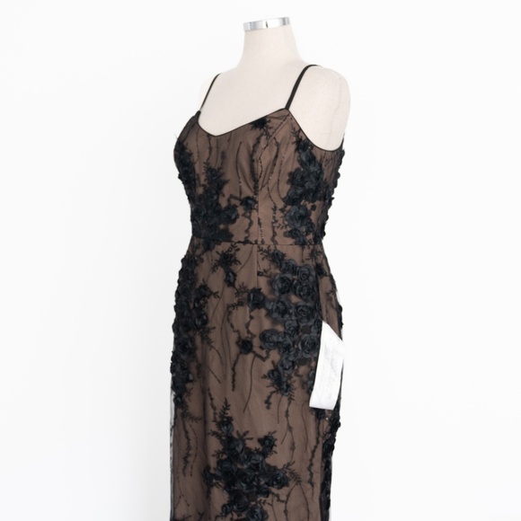 Dress The Population - Giovanna Floral Mesh Appliqué Gown - Picture 13 of 16